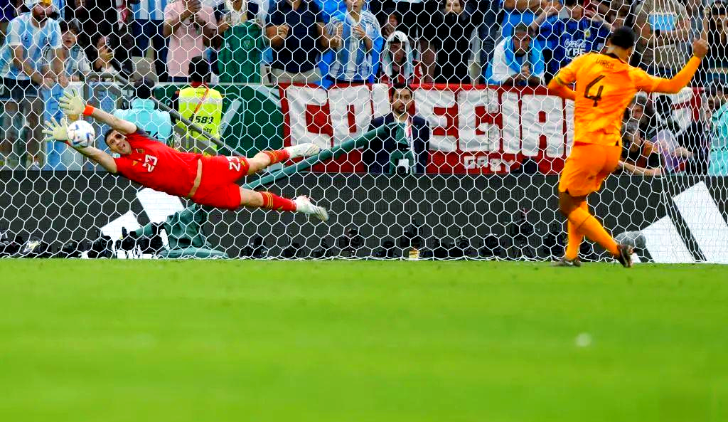 克罗地亚选手在比赛中演绎逆转世界杯