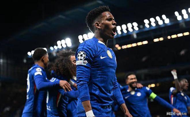 巴萨客场遭遇惨败,欧冠前景堪忧吗