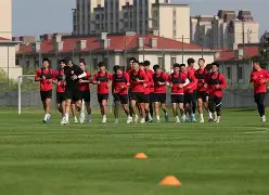 那不勒斯核心伤愈归队，球队整体实力提升的简单介绍